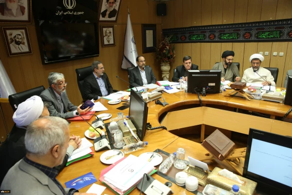 مقام عالی وزارت در بیست و یکمین جلسه هیات امنا:

با وجود نیاز ضروری آموزش و پرورش به نیروی انسانی؛ یکی از مهم ترین کارهای ما رعایت استلزامات معلمی در دوره مهارت آموزان به مدت یک سال تحصیلی خواهدبود 2