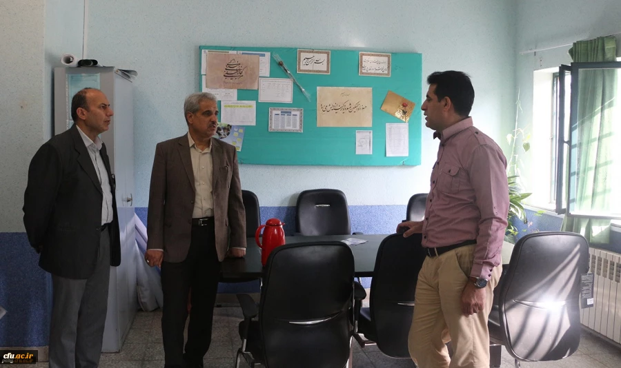 دربازدید از پردیس های استان گلستان:

 نشست صمیمی مدیرکل برنامه ریزی، خدمات و رفاه دانشجویی دانشگاه فرهنگیان با سرپرستان شبانه روزی آن استان برگزار شد.