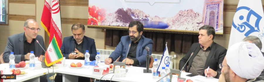 استاندار اردبیل در جلسه هیأت امنای دانشگاه فرهنگیان استان:

توسعه دانشگاه فرهنگیان استان مورد تأکید ماست 3