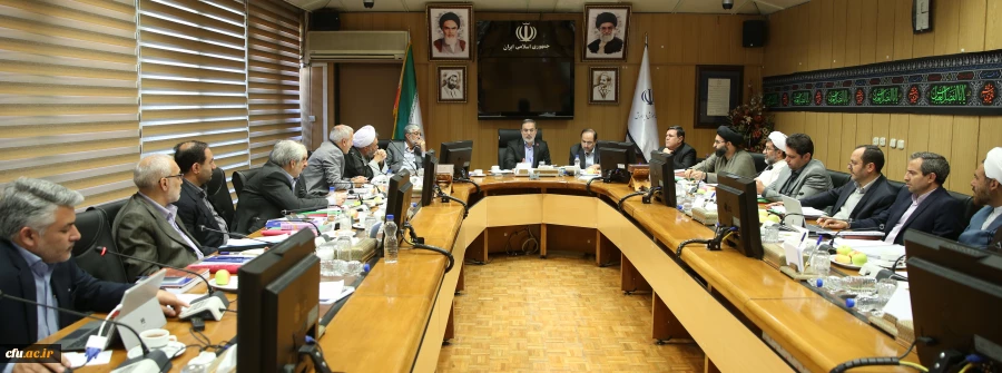 مقام عالی وزارت در بیست و یکمین جلسه هیات امنا:

با وجود نیاز ضروری آموزش و پرورش به نیروی انسانی؛ یکی از مهم ترین اولویت های ما رعایت استلزامات معلمی در دوره مهارت آموزی(موضوع ماده 28 اساسنامه) به مدت یک سال تحصیلی خواهدبود 2