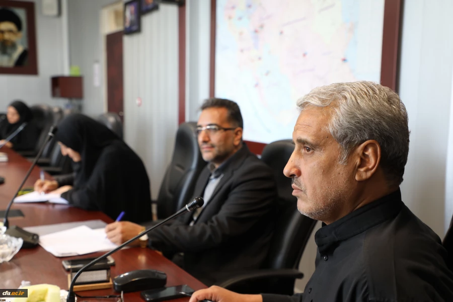 معاون دانشجویی دانشگاه فرهنگیان در نشست سراسری سرپرستان سراهای دانشجویی دانشگاه فرهنگیان کشور:

سراهای شبانه روزی فرصتی برای خودشناسی و خودسازی دانشجومعلمان