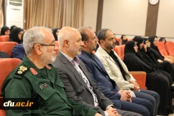 دکتر خنیفر در مراسم هفتته دفاع مقدس:

استقبال دانشگاه فرهنگیان از ترویج مکتب ارزشمند شهدا در دانشگاه 2