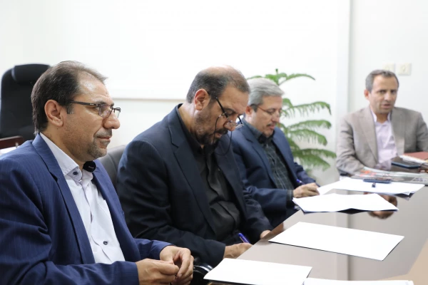 نشست مشترک مدیران حوزه معاونت فرهنگی و اجتماعی و معاونت پژوهش و فناوری  دانشگاه 3