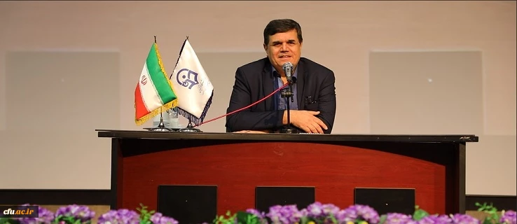 رئیس دانشگاه فرهنگیان در مراسم استقبال از نو دانشجومعلمان:

معلمی فراهنر و بهترین امتیاز بشری است 2