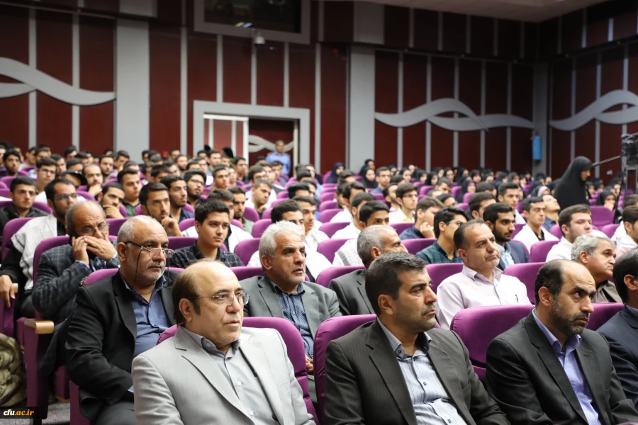 رئیس دانشگاه فرهنگیان در مراسم استقبال از نو دانشجومعلمان:

معلمی فراهنر و بهترین امتیاز بشری است 2