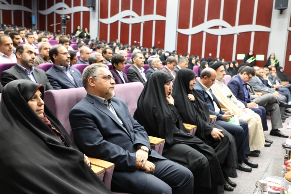 معلم مهمترین مولفه برای تحول است 5