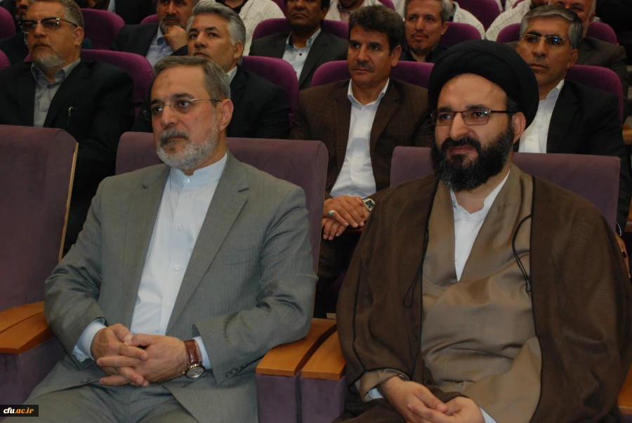 حجت الاسلام والمسلمین دکتر رستمی 2