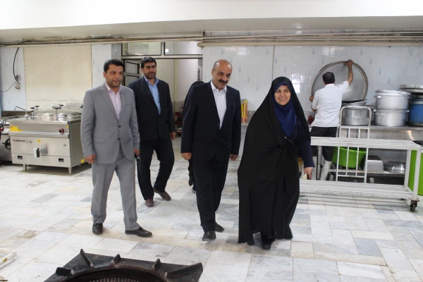 معاون دانشجویی دانشگاه فرهنگیان در آیین استقبال ازدانشجو معلمان جدید الورود دانشگاه فرهنگیان خبر داد:

افتتاح دوسرای دانشجویی بهسازی شده دردانشگاه فرهنگیان استان قزوین