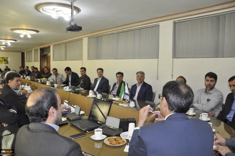 مشاور رئیس دانشگاه و مدیر کل حراست دانشکاه فرهنگیان:

دانشگاه فرهنگیان خراسان رضوی یکی از کم حاشیه ترین دانشگاه های کشور است 4