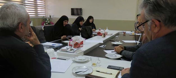 در جلسه شورای نطارت، ارزیابی و تضمین کیفیت مورد بررسی قرار گرفت:

ارزیابی درونی گروه های آموزشی 
 4