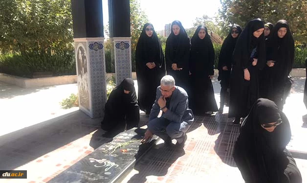 تجدید میثاق کارکنان و دانشجویان دانشگاه فرهنگیان استان مرکزی با شهدای انقلاب اسلامی و دفاع مقدس 2