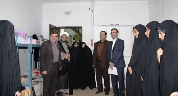 با حضور دکتر خنیفر رییس دانشگاه فرهنگیان برگزار شد:

 همایش بزرگداشت هفته دفاع مقدس در  دانشگاه فرهنگیان استان قم 
 2