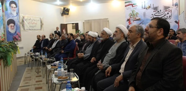 با حضور دکتر خنیفر رییس دانشگاه فرهنگیان برگزار شد:

 همایش بزرگداشت هفته دفاع مقدس در  دانشگاه فرهنگیان استان قم 
 4