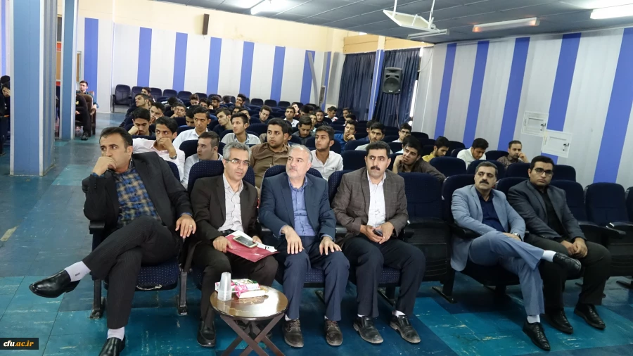 سرپرست معاونت نظارت، ارزیابی و تضمین کیفیت در مراسم استقبال از نو دانشجو معلمان دانشگاه فرهنگیان استان کردستان:

گسترش امید و نشاط در دانشجویان با تجدید نظر در الگوهای ارتباطی صورت می گیرد 2