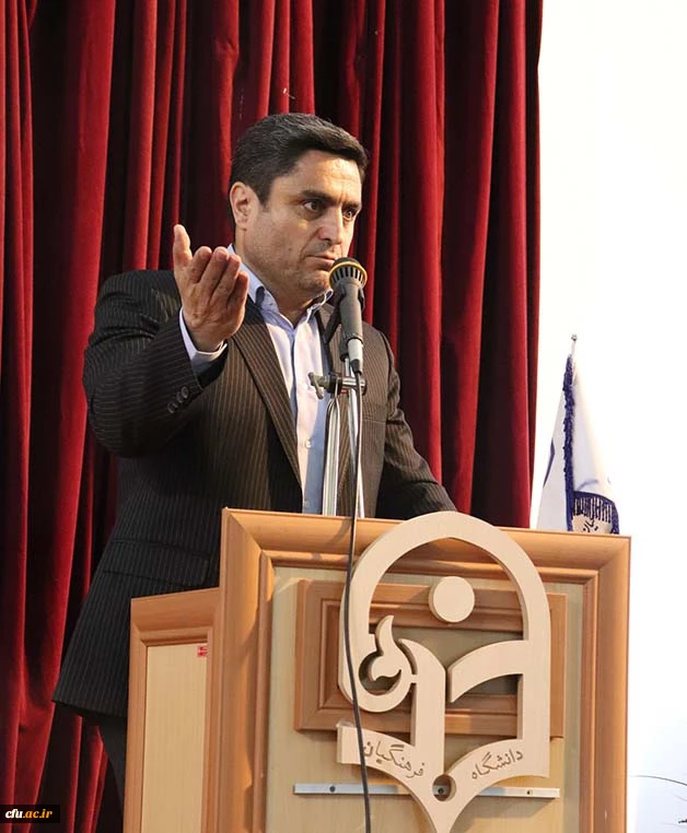 استاندار مازندران در مراسم استقبال از نودانشجویان:

استادان دانشگاه فرهنگیان با پرورش شخصیت دانشجو معلمان،  فراهم کننده زمینه پرورش نسل آینده ایران اسلامی هستند
 5