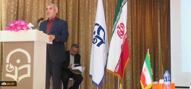 سرپرست دانشگاه فرهنگیان آذربایجان شرقی در ویژه برنامه گرامی داشت هفته دفاع مقدس و آغاز سال تحصیلی :

 بدون فرمانده فکری خوب اتفاقی در کلاس درس نمی افتد
 5