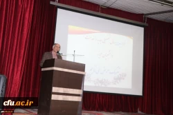 در پردیس شهید باهنر اصفهان برگزار شد:

مراسم استقبال از دانشجو یان نو ورود
 2