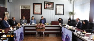 دکتر خنیفر در آیین تکریم و معارفه مدیران معاونت فرهنگی و اجتماعی تاکید کرد:
اثر کار فرهنگی از کار آموزشی بالاتر است