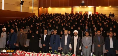 دکتر یوسفی در ایین استقبال از نو دانشجو معلمان گفت:

معلم توانمند و دلسوز می تواند سرنوشت جامعه را تغییر دهد