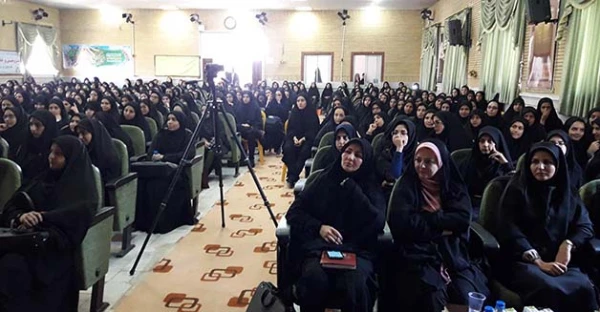 در نشست های صمیمی با دانشجو معلمان نوورود پردیس های استان مرکزی مطرح شد:

تجربه ی خوب زیستن ؛ بنده خدا بودن؛ و خود را درست معرفی کردن برای رسیدن به قله ی معلمی را در اینجا تمرین کنیم
 3