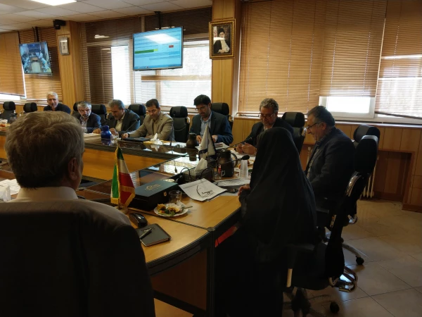 دکتر علی نژاد در بیست و یکمین جلسه شورای بررسی موارد خاص:

وظیفه معاونت دانشجویی را تزریق شور و نشاط به نومعلمان آینده دانست.