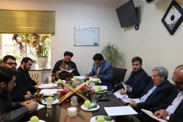 دکتر محمدی در جلسه اعضاء قرارگاه ملی ستاد اربعین حسینی(ع) دانشجویان سراسرکشور عنوان کرد:

وظیفه دانشگاه فرهنگیان، پشتیبانی، بسترسازی و تسهیل گری امور برای حضور پرشور دانشجومعلمان است 3