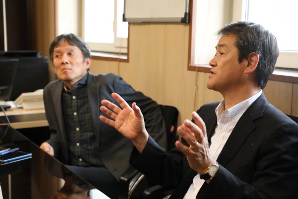 استاد تعلیم و تربیت  آیچی ژاپن :
قضاوت ما این است که نظام تربیت معلم توسعه یافته و رو به جلوی دارید  3