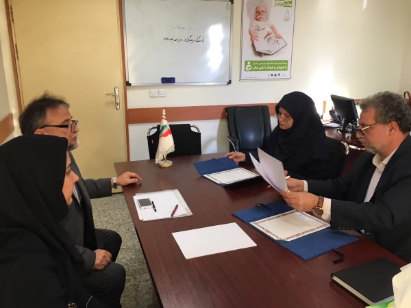 در راستای بهبود سطح سلامت در جامعه دانشگاه فرهنگیان انجام شد:

امضای تفاهم نامه همکاری دانشگاه فرهنگیان با دفتر بهبود تغذیه جامعه وزارت بهداشت، درمان و آموزش پزشکی