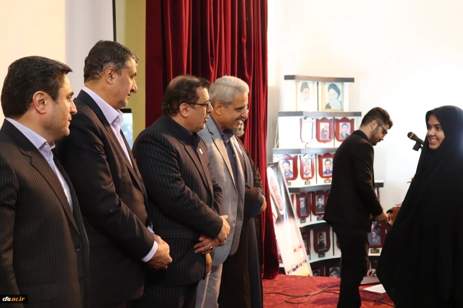 حضور مدیرکل برنامه ریزی، خدمات و رفاه دانشجویی در آیین استقبال از دانشجویان جدید الورود  پردیس های دکتر شریعتی و صدیقه طاهره (س)