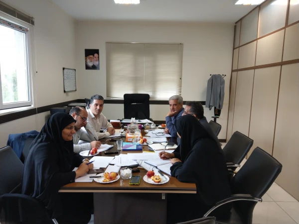 در راستای اجرایی کردن بند 1 مصوبه 173 هیأت رئیسه در مورد تدوین مدل شایستگی حرفه ای سرپرستان شبانه روزی برگزار شد:

اولین جلسه کارگروه اجرای مدل شایستگی سرپرستان شبانه روزی