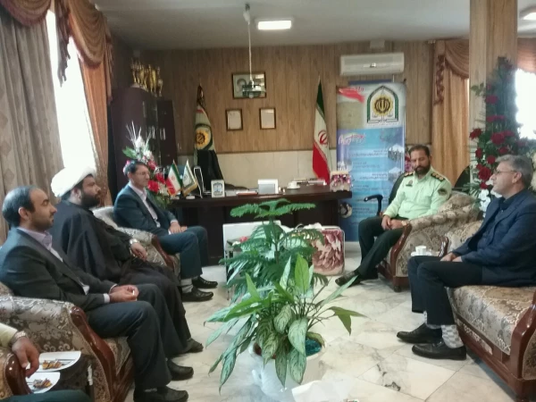 خراسان رضوی- سرپرست دانشگاه فرهنگیان خراسان رضوی در دیدار با رییس پلیس مشهد:
امنیت مهمترین نیاز بشر است 2