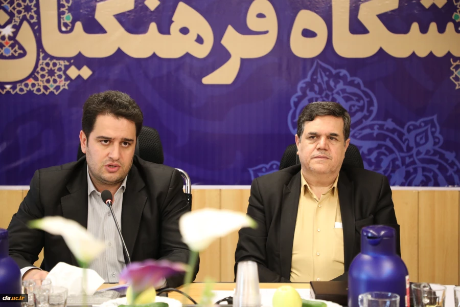 دکتر خنیفر در جلسه تقدیر از همراهی همکاران در به ثمر نشستن پذیرش حداکثری دانشجو معلمان 2