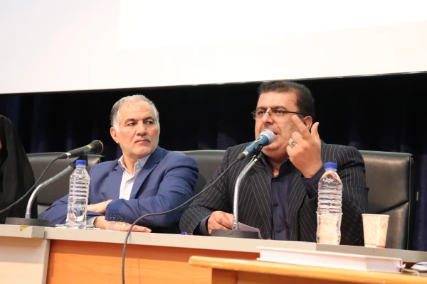 دانشگاه فرهنگیان مازندران با همکاری اداره کل آموزش و پرورش استان برگزار کرد:
نخستین سمپوزیوم بررسی کارآمدی شورای آموزگاران