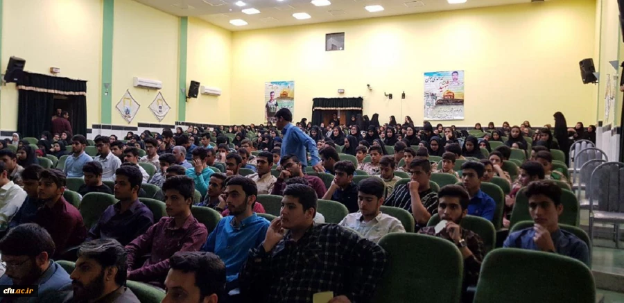 در دانشگاه فرهنگیان بوشهر:

یادواره شهدای مدافع حرم استان و شهدای حادثه تروریستی اهواز برگزار شد  9