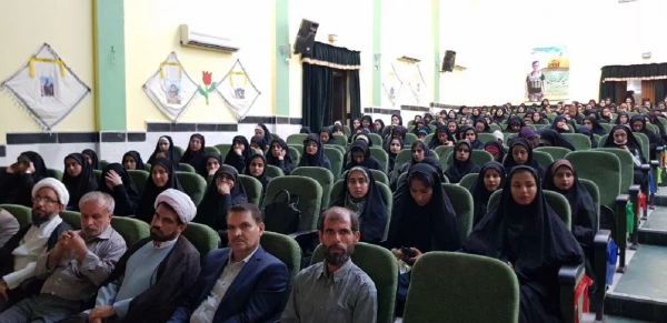 در دانشگاه فرهنگیان بوشهر:

یادواره شهدای مدافع حرم استان و شهدای حادثه تروریستی اهواز برگزار شد  10