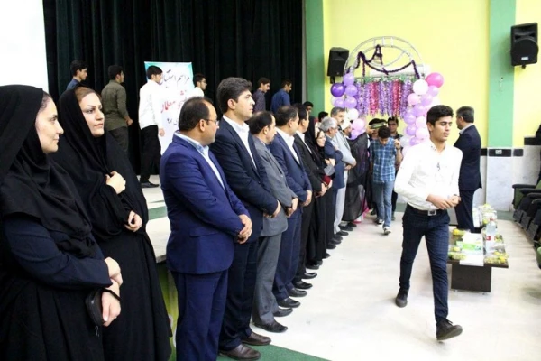 با حضور معاون استاندار؛ 

آئین استقبال از دانشجومعلمان نوورود دانشگاه فرهنگیان استان بوشهر برگزار شد  8