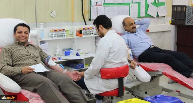 اهدای خون توسط مدیریت، کارکنان ودانشجویان دانشگاه فرهنگیان استان قزوین 4