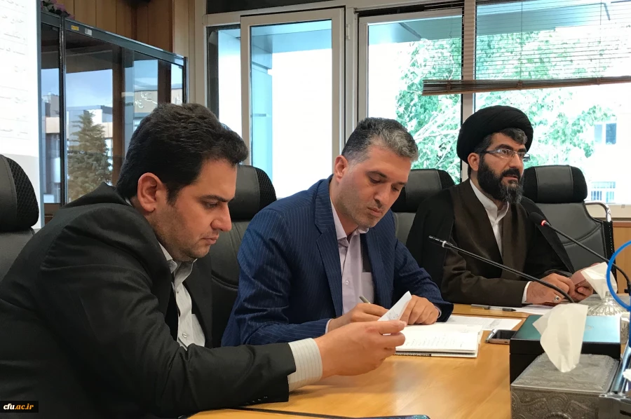 بازنگری عناوین و سرفصل دروس تعلیم و تربیت اسلامی در برنامه های درسی دوره کارشناسی پیوسته 3