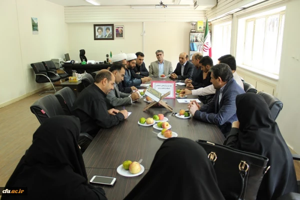 دانشگاه فرهنگیان استان لرستان برگزار کرد:
جلسه استانی ستاد پیاده روی اربعین حسینی (ع)