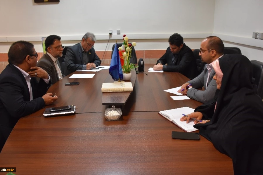 دکتر روشندل در گردهمایی مدیران میزبان نو معلمان دانشگاه فرهنگیان خراسان جنوبی:

کارورزی مهمترین فصل تربیت معلم است 3