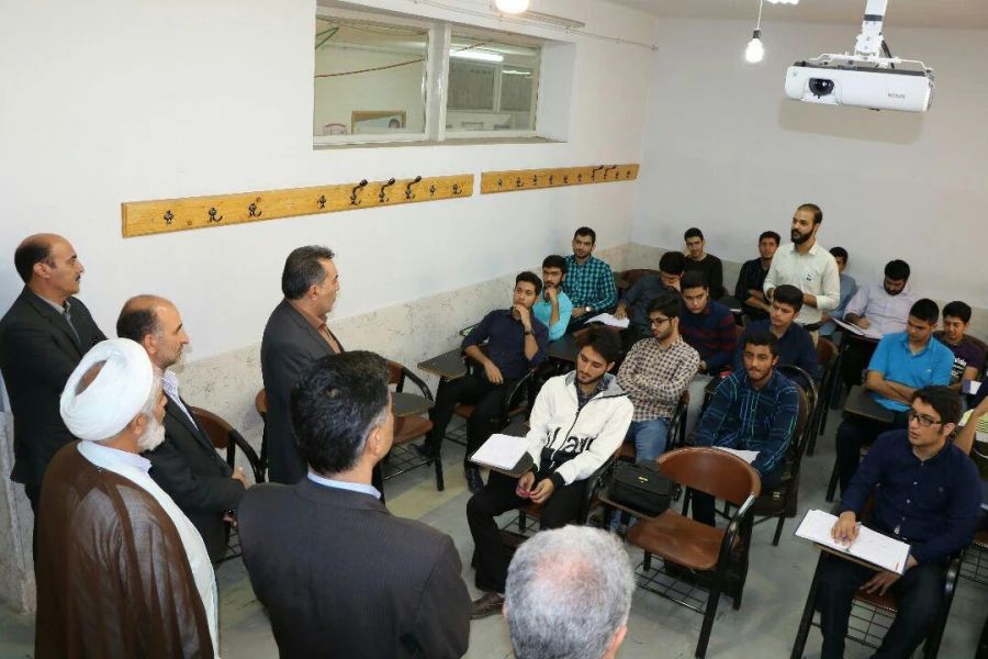 حضور جناب آقای دکترعلی عسکر نجفی؛ مدیر کل آموزش و پرورش استان فارس در دانشگاه فرهنگیان پردیس شهیدرجایی شیراز  7