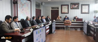 اولین نشست تخصصی شورای سردبیران نشریات علمی دانشگاه با حضور دکتر خنیفر برگزار شد: