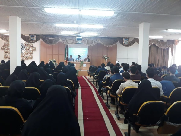 نشست تخصصی درس های نهضت عاشورا در دانشگاه فرهنگیان گیلان 3