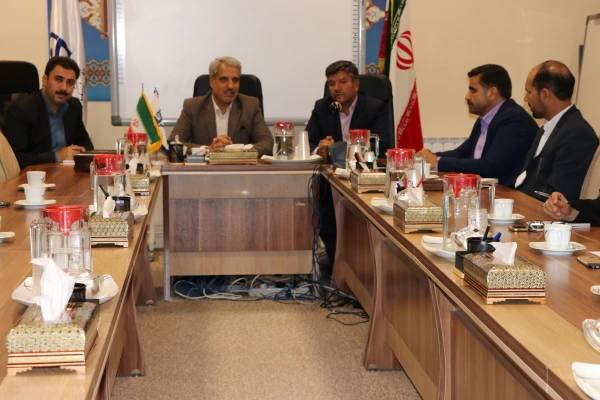 با حضور مدیرکل امور دانشجویی دانشگاه فرهنگیان در استان اصفهان برگزار شد.
نشست سرپرستان سراهای دانشجویی و کارشناس مسئولان امور دانشجویی