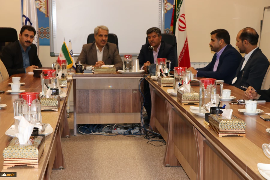 با حضور مدیرکل امور دانشجویی دانشگاه فرهنگیان در استان اصفهان برگزار شد.
نشست سرپرستان سراهای دانشجویی و کارشناس مسئولان امور دانشجویی