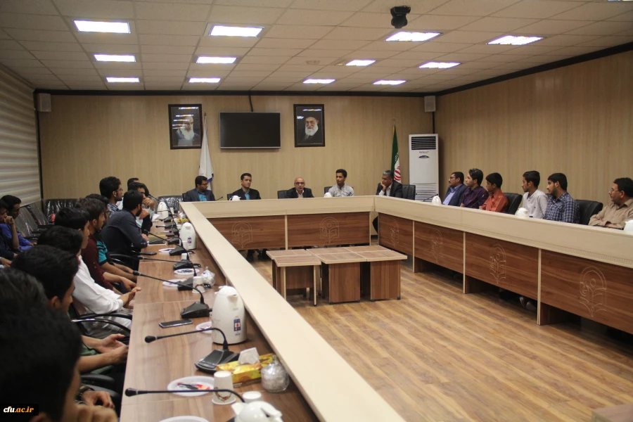 سومین نشست کتابخوانی در پردیس شهید بهشتی هرمزگان توسط انجمن اسلامی دانشجویان 4