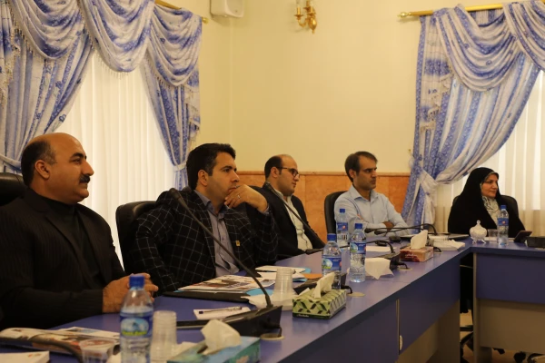 سرپرست معاونت فرهنگی و اجتماعی دانشگاه فرهنگیان:

نظارت جریانی مستمر و دائمی است 4