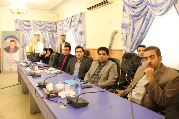 حجه الاسلام و المسلمین دادگر مسئول نهاد نمایندگی مقام معظم رهبری در دانشگاه فرهنگیان:

تربیت معلم با تفکر حسینی و پیام عاشورا فعالیتی مجاهدانه است 3