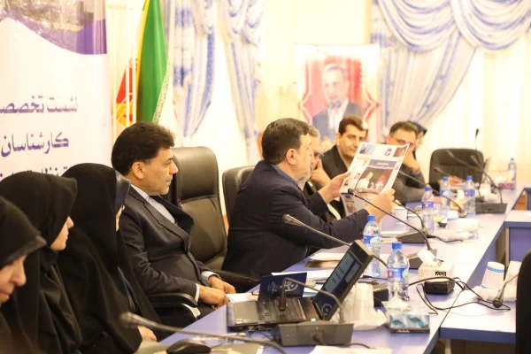 رئیس دانشگاه فرهنگیان:

احیای نظام تعلیم و تربیت بالنده با بهره مندی از اندیشه های نو میسر می شود. 3