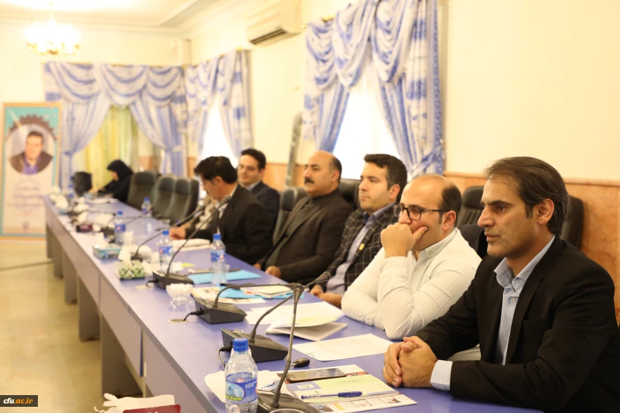 مدیر کل حراست دانشگاه فرهنگیان:

پاسخگویی و ارائه خدمات مناسب به مردم از نتایج نظارت و حراست دقیق است. 3